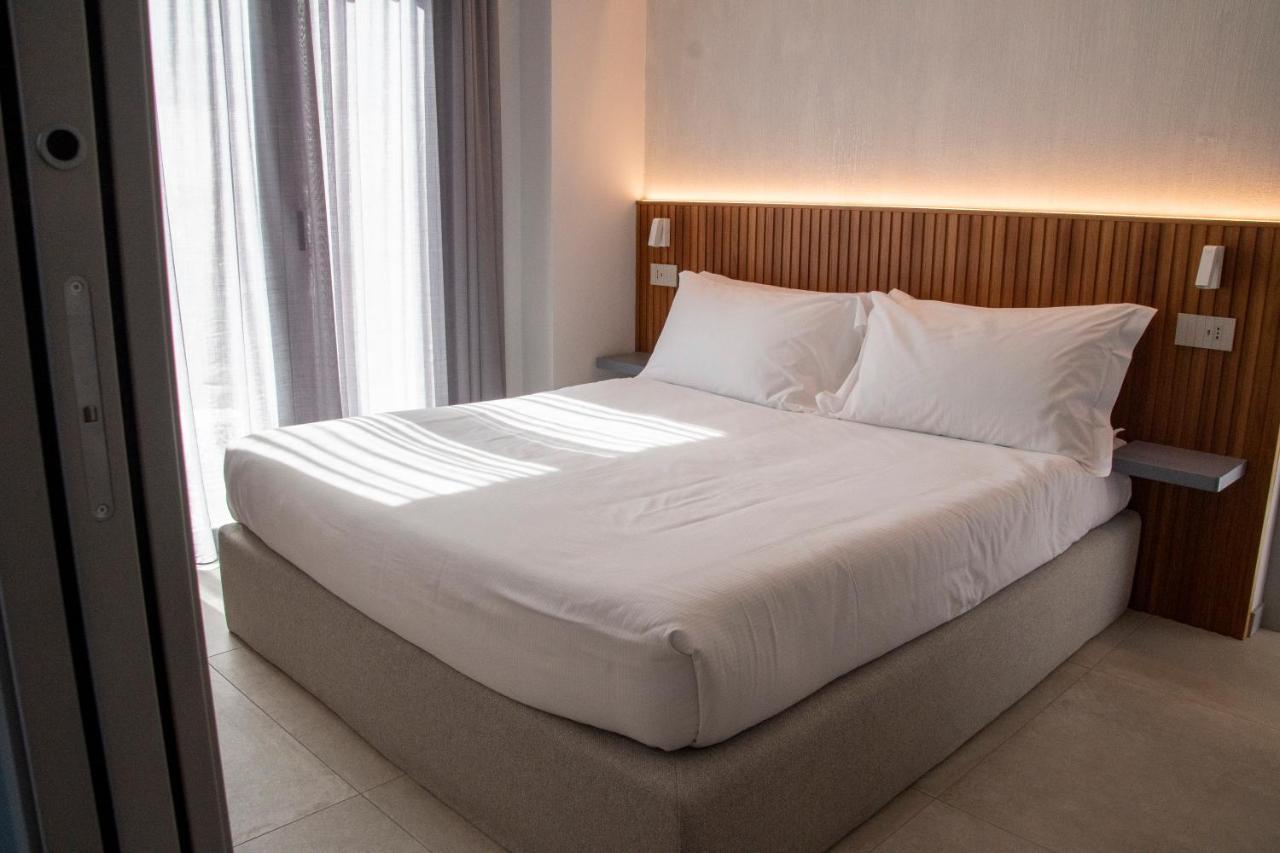 Villa D'Orville Luxury Suites Таормина Екстериор снимка