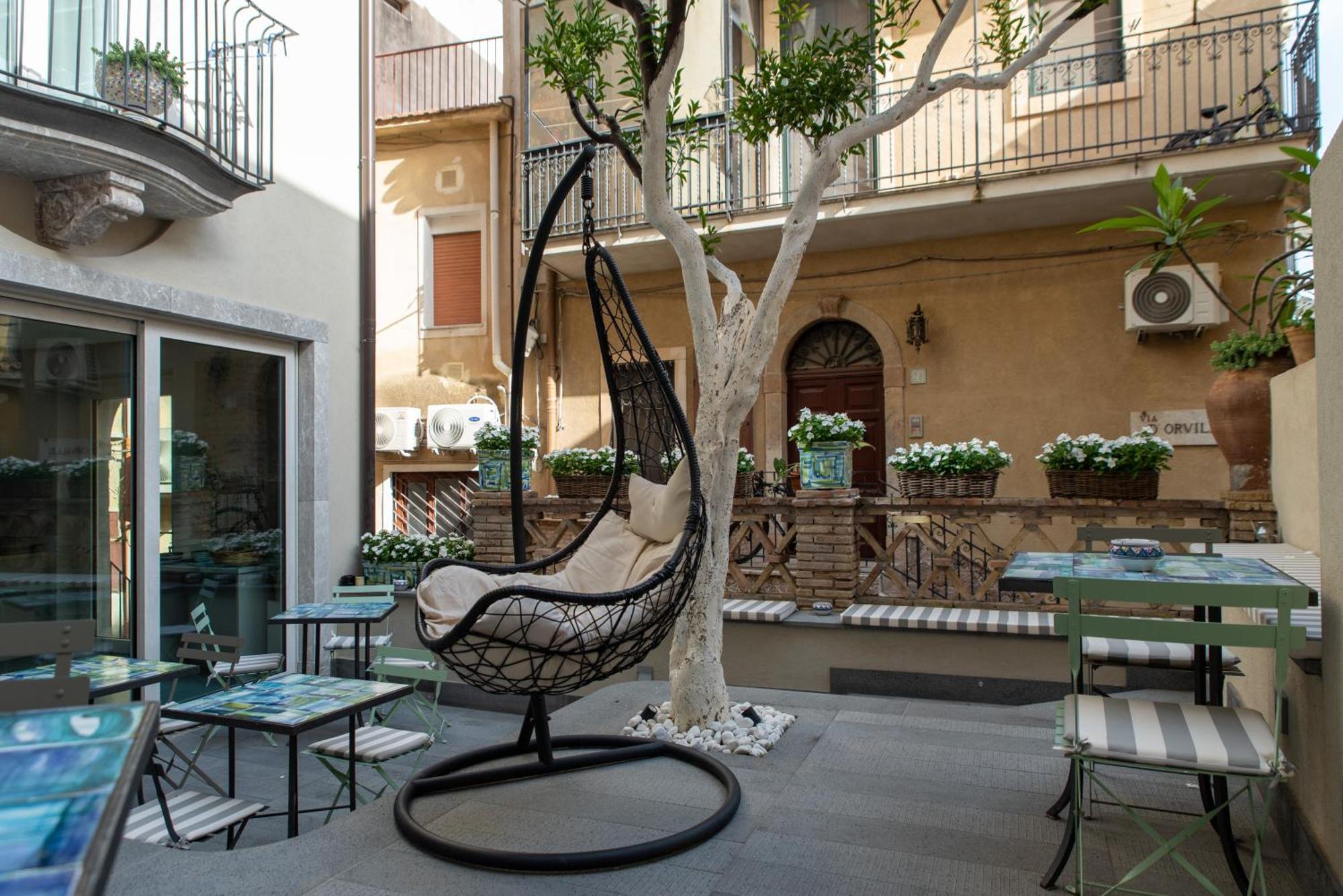 Villa D'Orville Luxury Suites Таормина Екстериор снимка