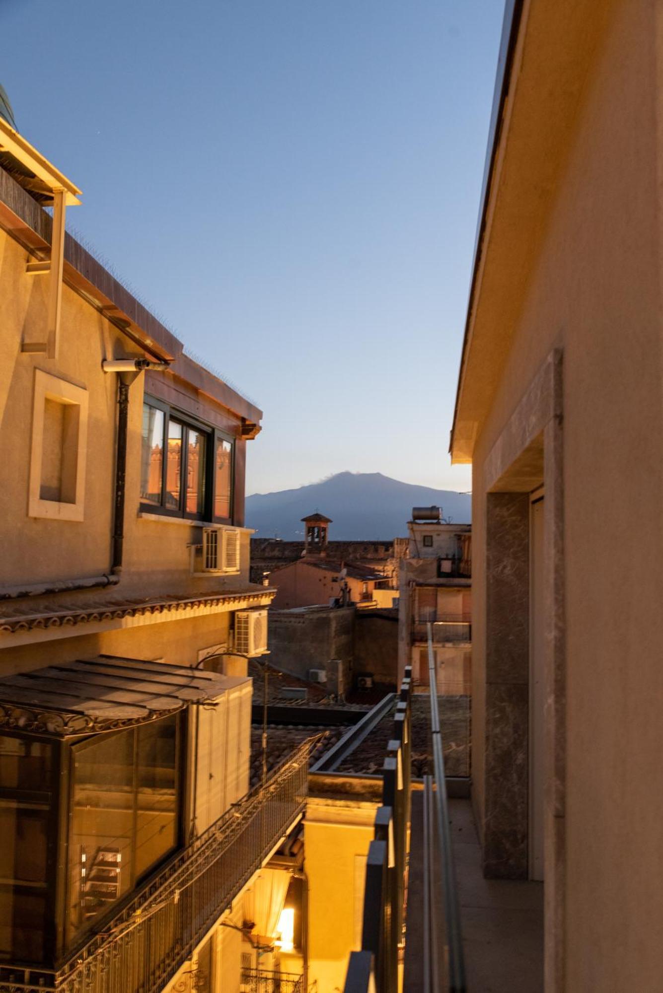 Villa D'Orville Luxury Suites Таормина Екстериор снимка